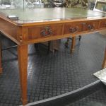 564 4382 WRITING DESK